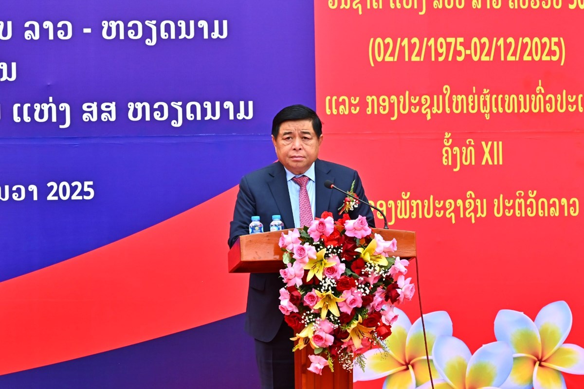 ມອບ-ຮບ ໂຄງການໂຮງໝມດຕະພາບ ລາວ-ຫວຽດນາມທແຂວງຫວພນ - image 2