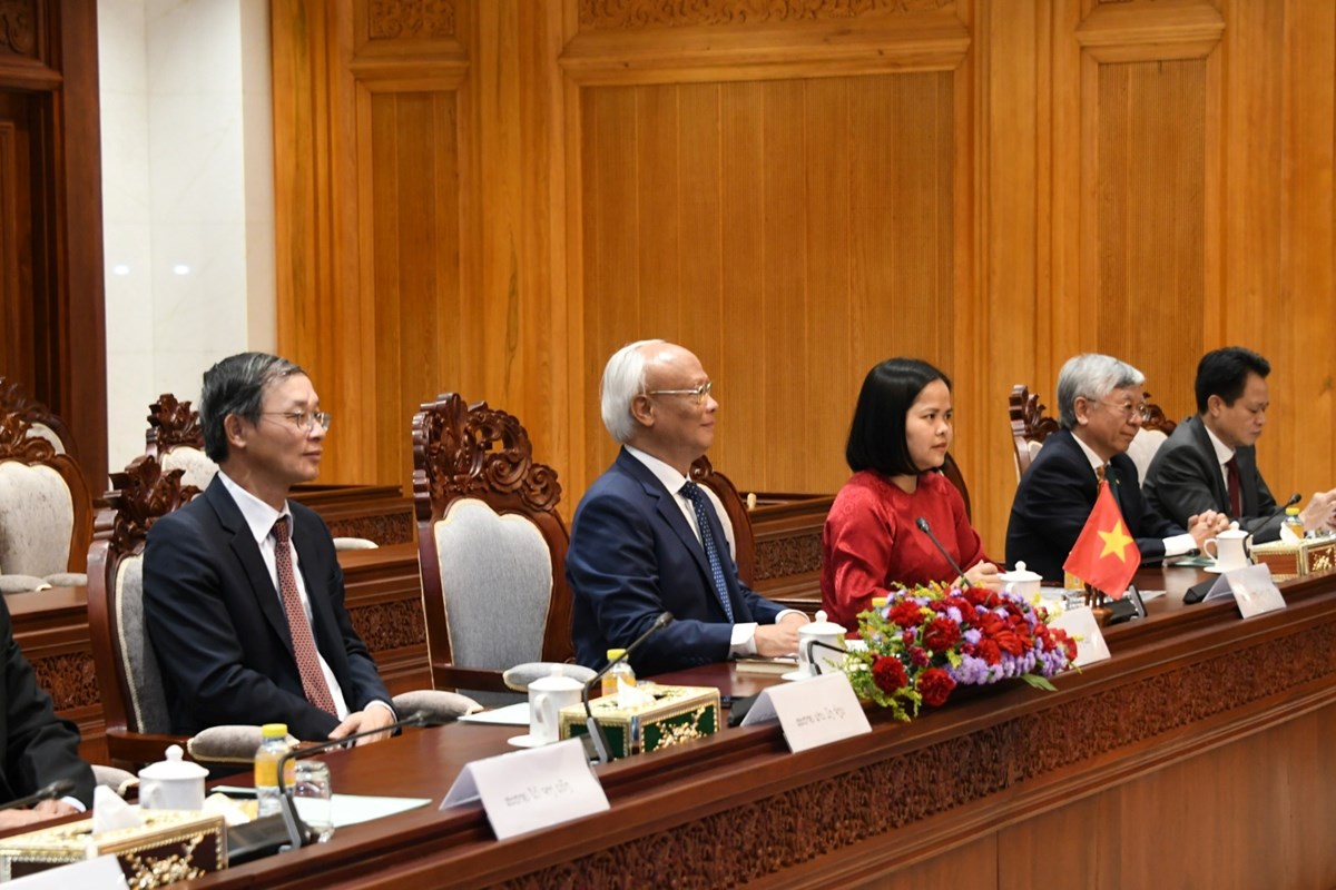 ຄະນະສນຕພາບ ແລະ ສາມກຄ ຂອງ ລາວ ແລະ ຫວຽດນາມ ພບປະສອງຝາຍ - image 1