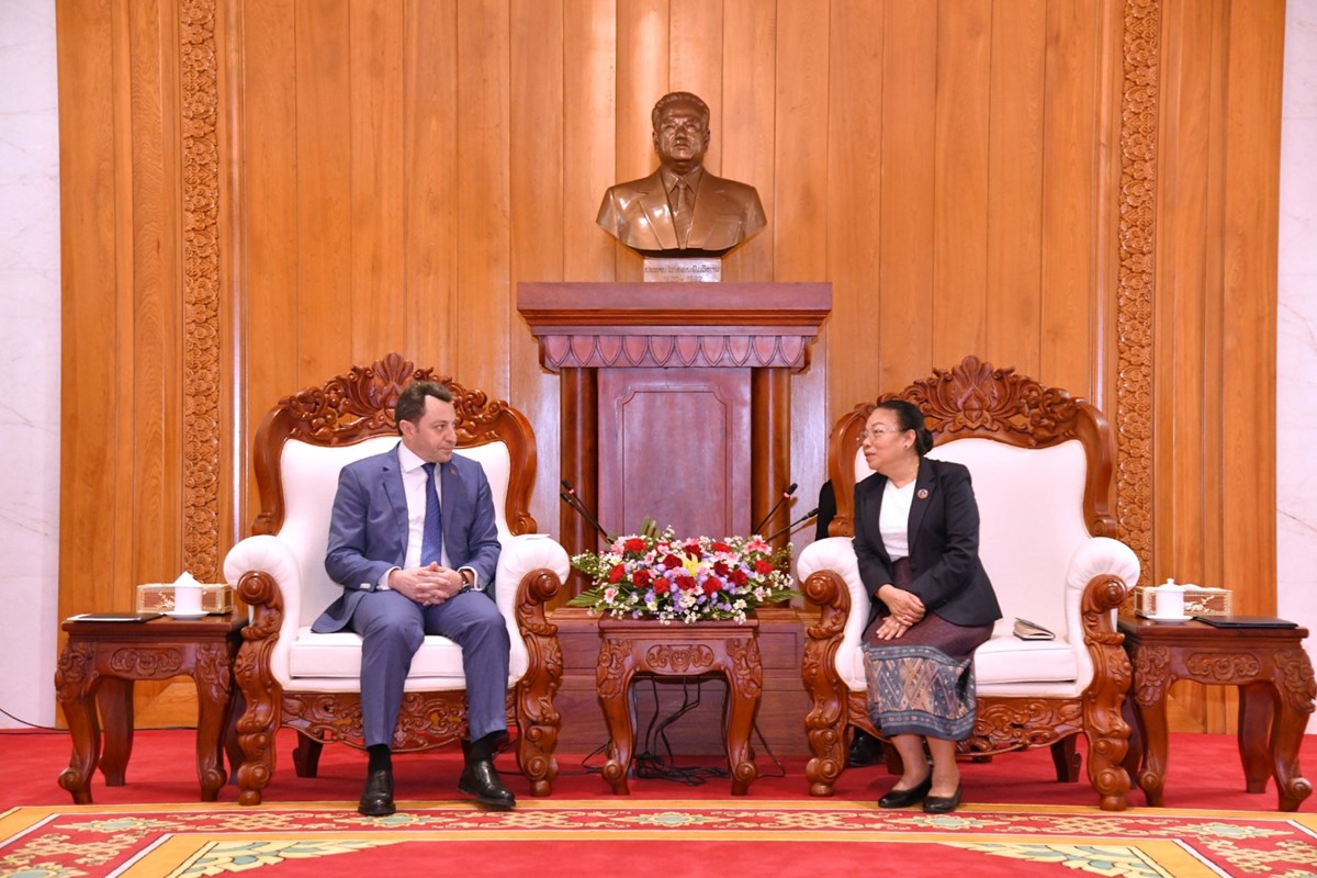 ຮອງປະທານ ສພຊ ຕ້ອນຮັບການເຂົ້າຢ້ຽມຂໍ່ານັບຂອງ ຮອງ ລມຕ ຕ່າງປະເທດ ອາແຊັກໄບຊານ image 1 ຮອງປະທານ ສພຊ ຕອນຮບການເຂາຢຽມຂານບຂອງ ຮອງ ລມຕ ຕາງປະເທດ ອາແຊກໄບຊານ - image 1