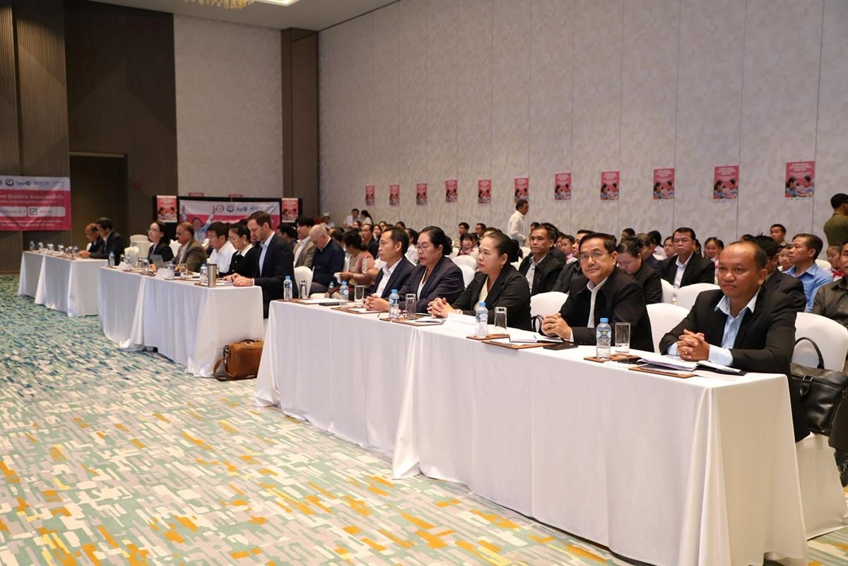 ນວ ເປີດຂະບວນການໃຫ້ວັກຊິນປ້ອງກັນພະຍາດມະເຮັງປາກມົດລູກ HPV 2025 image 1 ນວ ເປດຂະບວນການໃຫວກຊນປອງກນພະຍາດມະເຮງປາກມດລກ HPV 2025 - image 1