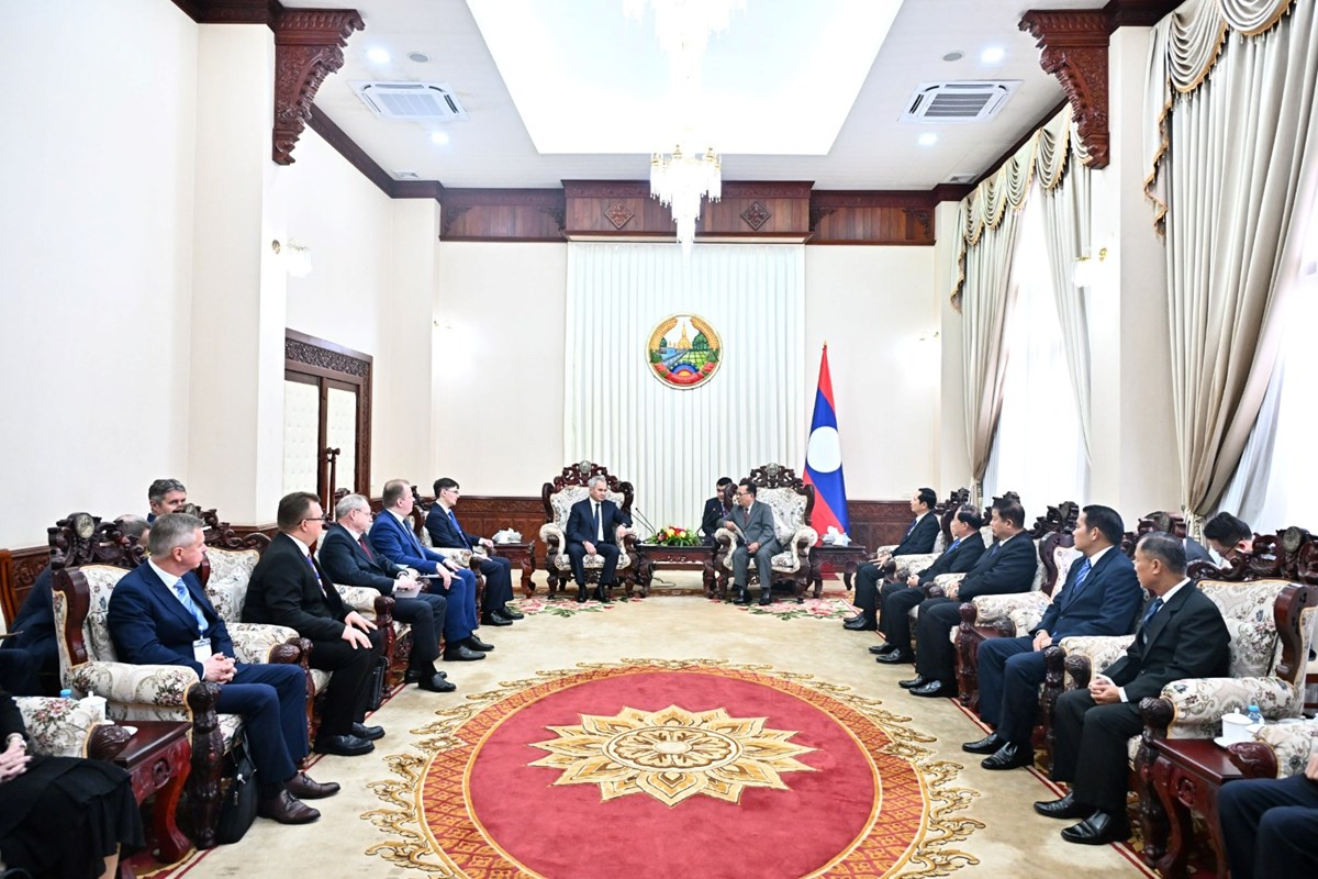 ສະຫາຍ ພນເອກ ຈນສະໝອນ ຈນຍາລາດ ຕອນຮບສະຫາຍ ເລຂາທການສະພາຄວາມໝນຄງ ສ. ຣດເຊຍ - image 2