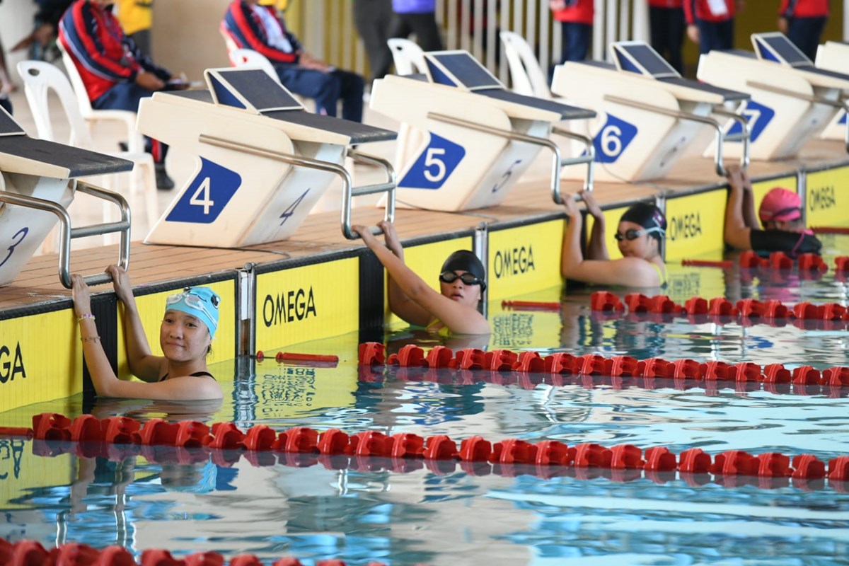 ເປີດການແຂ່ງຂັນກິລາລອຍນໍ້າຄົນພິການ image 2 ເປດການແຂງຂນກລາລອຍນາຄນພການ - image 2