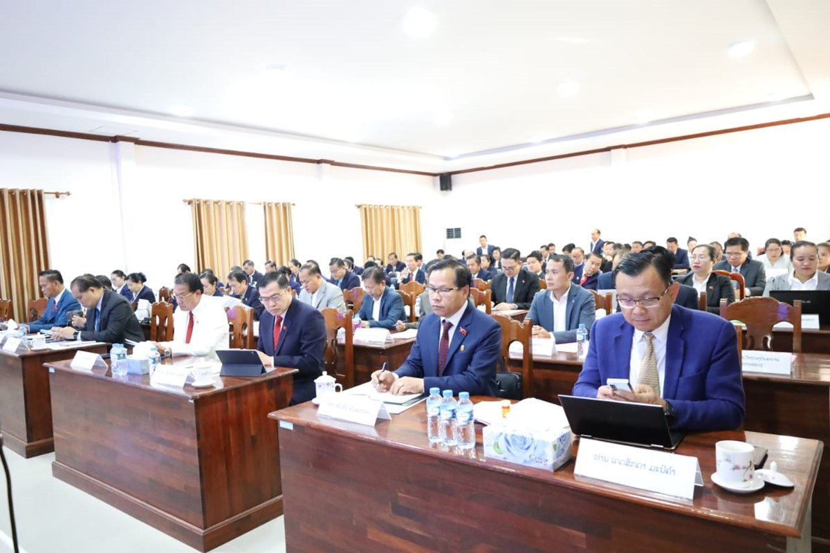 ຄາມວນ ດຳເນນກອງປະຊມສະໄໝວສາມນ ເທອທ 1 ຂອງ ສພຂ ຊດທ IV - image 1