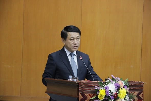 ປະທານປະເທດໂອ້ລົມເນັ້ນຫຼາຍບັນຫາຕໍ່ກອງປະຊຸມສະຫຼຸບວຽກງານຄະນະປະຕິຮູບລັດວິສາຫະກິດປະຈໍາປີ 2025 image 1 ປະທານປະເທດໂອລມເນນຫາຍບນຫາຕກອງປະຊມສະຫບວຽກງານຄະນະປະຕຮບລດວສາຫະກດປະຈາປ 2025 - image 1