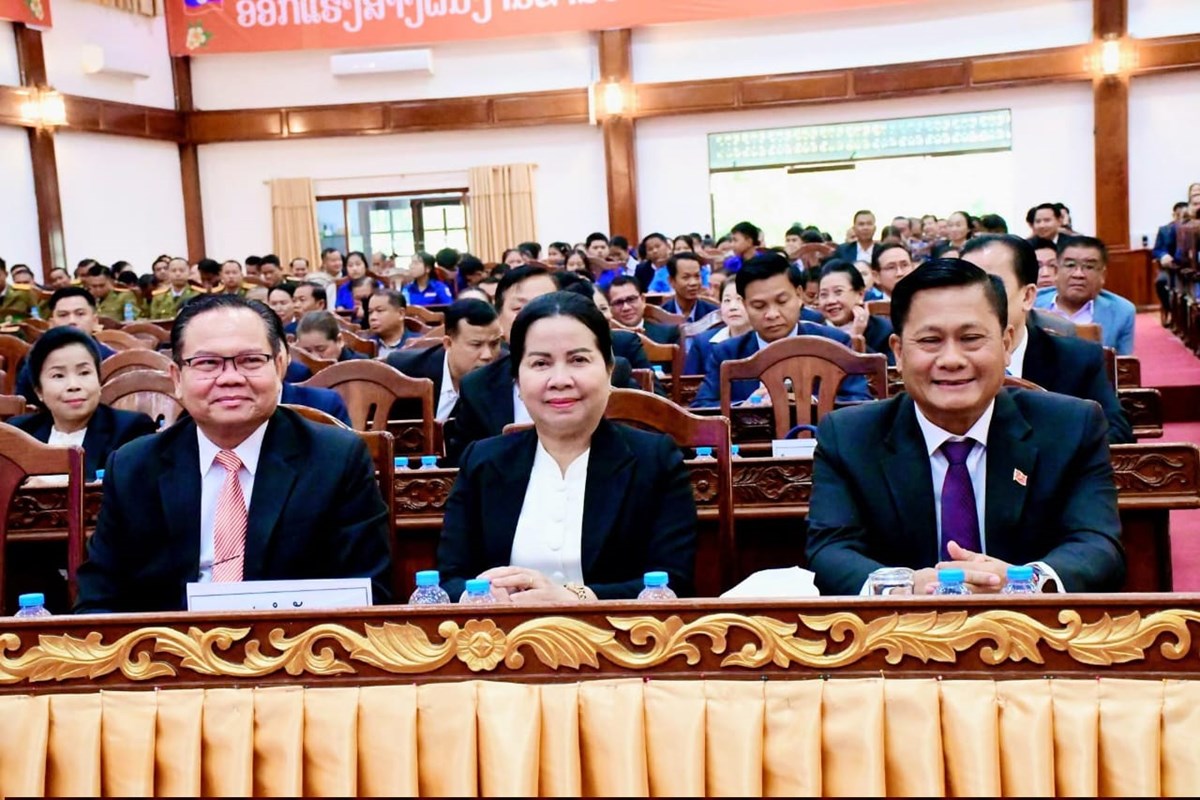 ຈໍາປາສັກ ໂຮມຊຸມນຸມສະເຫຼີມສະຫຼອງວັນເກີດປະທານ ໄກສອນ ພົມວິຫານ ຄົບຮອບ 105 ປີ. image 1 ຈາປາສກ ໂຮມຊມນມສະເຫມສະຫອງວນເກດປະທານ ໄກສອນ ພມວຫານ ຄບຮອບ 105 ປ. - image 1