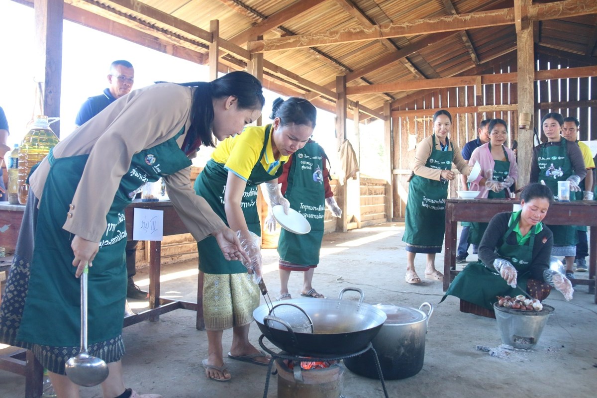 ໂຄງການ AFN ຊ່ວຍໃຫ້ຊຸມຊົນຮູ້ວິທີການແປຮູບອາຫານທີ່ຫຼາກຫຼາຍ image 1 ໂຄງການ AFN ຊວຍໃຫຊມຊນຮວທການແປຮບອາຫານທຫາກຫາຍ - image 1