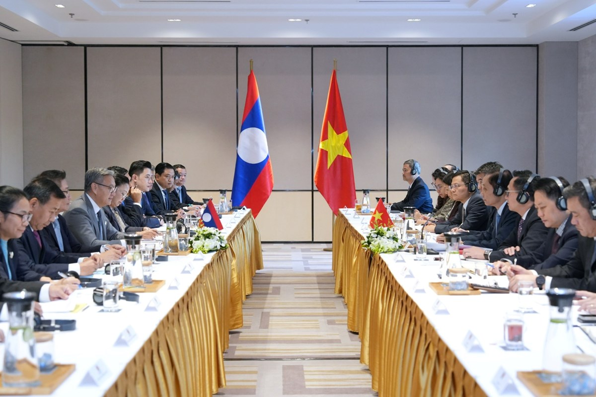 ກະຊວງການຕ່າງປະເທດ ລາວ-ຫວຽດນາມປຶກສາຫາລືດ້ານການເມືອງ ຄັ້ງທີ 12 ທີ່ ນະຄອນຫຼວງຮ່າໂນ້ຍ image 1 ກະຊວງການຕາງປະເທດ ລາວ-ຫວຽດນາມປກສາຫາລດານການເມອງ ຄງທ 12 ທ ນະຄອນຫວງຮາໂນຍ - image 1