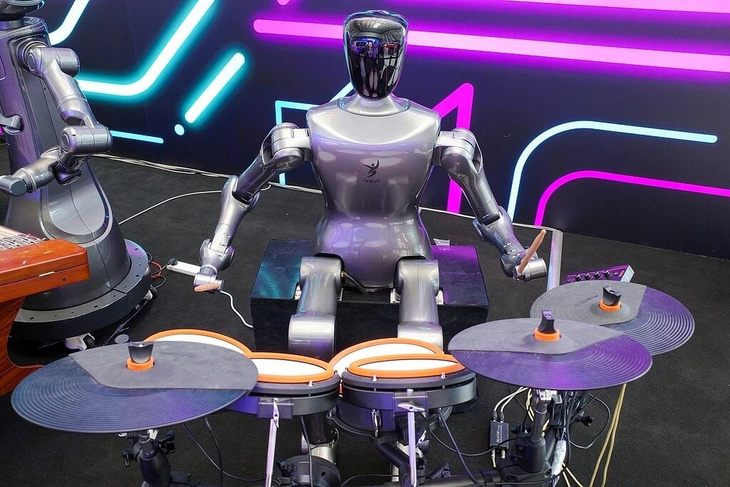 ລາວ ແລະ ຈນ ​ວາງ​ແຜນ​ຜງ​ການ​ພດ​ທະ​ນາ​ແບບ​ຊວຍ​ຊ​ຍ​ໜນ​ກນ - image 2