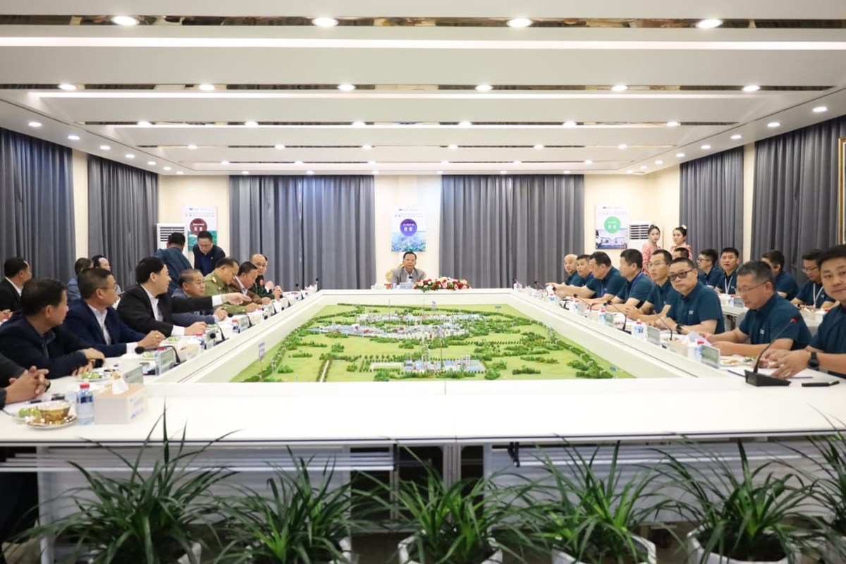 ຮອງນາຍກລດຖະມນຕ ຢຽມຢາມບລສດ ຝນໂປຕາສ ອາຊ-ໂປຕາສ ສາກນ (ລາວ) ຈາກດ - image 2