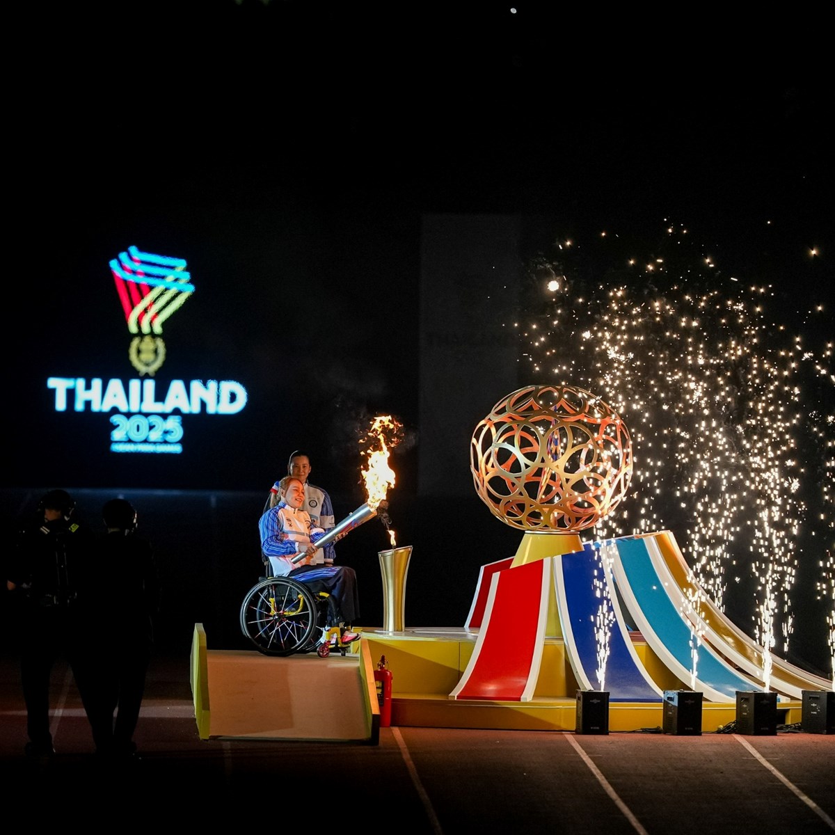 ເປດສາກແລວ ງານກລາອາຊຽນພາຣາເກມ ຄງທ 13 - image 2