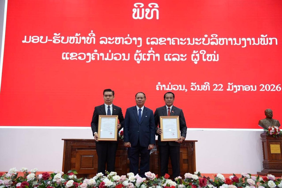 ເລຂາຄະນະບລຫານງານພກແຂວງຄຳມວນລະຫວາງຜເກາ ແລະ ຜໃໝ - image 5