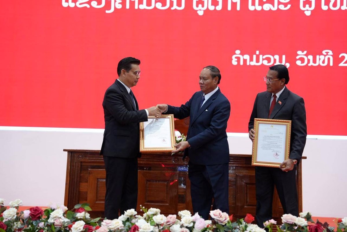 ເລຂາຄະນະບລຫານງານພກແຂວງຄຳມວນລະຫວາງຜເກາ ແລະ ຜໃໝ - image 3