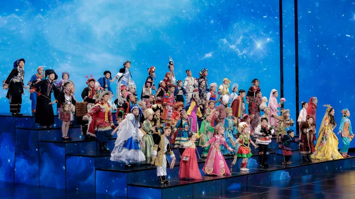 ສຳເລັດການຝຶກຊ້ອມຮ່ວມງານລາຕີສະຫຼອງບຸນກຸດຈີນ 2026 ຂອງ CMG ຄັ້ງທີ 2 image 1 ສຳເລດການຝກຊອມຮວມງານລາຕສະຫອງບນກດຈນ 2026 ຂອງ CMG ຄງທ 2 - image 1