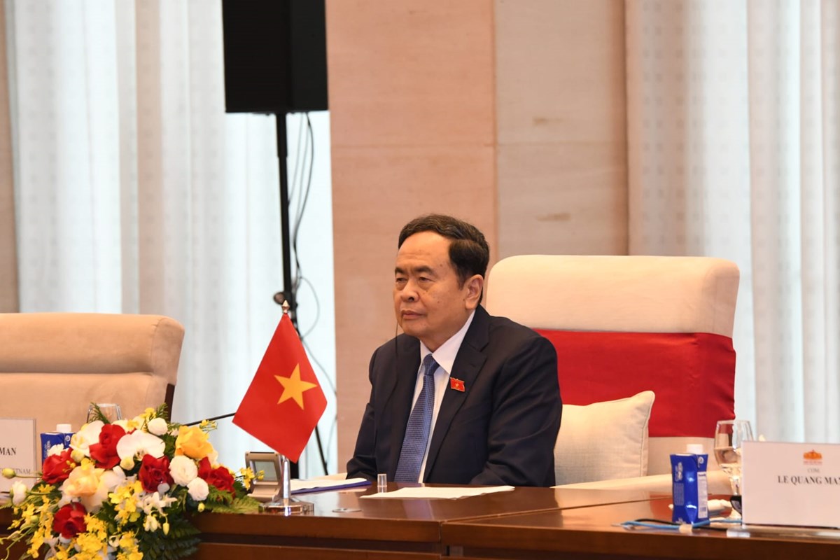 ເລຂາທິການໃຫຍ່, ປະທານປະເທດລາວ ພົບປະກັບ ປະທານສະພາແຫ່ງຊາດ ຫວຽດນາມ image 2 ເລຂາທການໃຫຍ, ປະທານປະເທດລາວ ພບປະກບ ປະທານສະພາແຫງຊາດ ຫວຽດນາມ - image 2