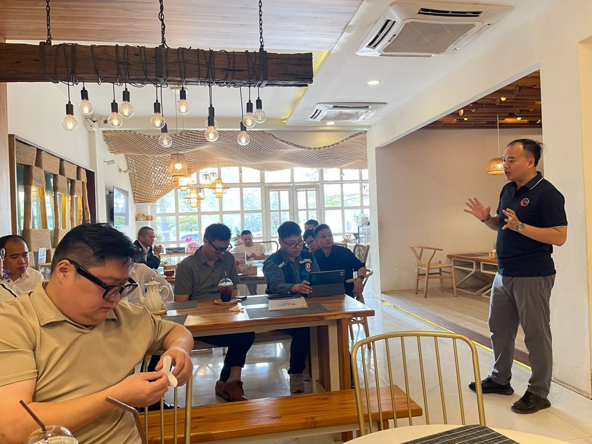 ສະມາຄມຮວມມ ແລະ ພດທະນາໄວໜມ ລາວ-ຈນ ປກສາຫາລຍດທະສາດ ສາງຕງຄະນະກາມະການສະເພາະກດຊດໃໝເພມທະວຮດ​ແໜນສາຍພວພນດານວສາຫະກດ - image 2