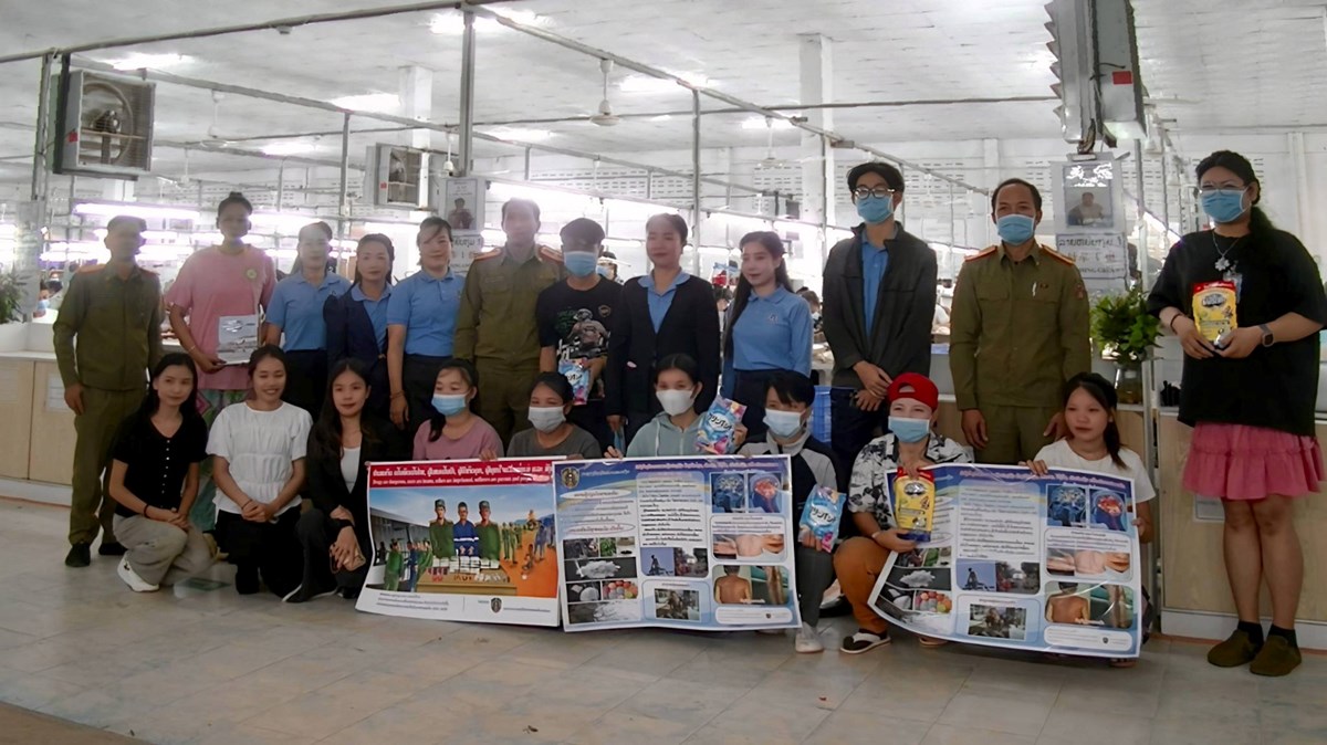 ສະຫະພັນກໍາມະບານລາວ ເຕີບໃຫຍ່ຂະຫຍາຍຕົວຢ່າງຕໍ່ເນື່ອງ image 1 ສະຫະພນກາມະບານລາວ ເຕບໃຫຍຂະຫຍາຍຕວຢາງຕເນອງ - image 1