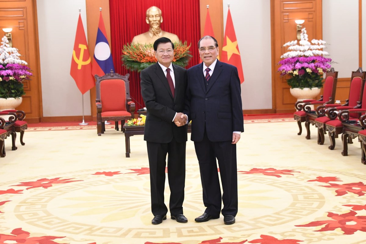 ເລຂາທການໃຫຍ ປະທານປະເທດລາວ ສບຕເຄອນໄຫວຢຽມຢາມລດຖະກດ ຢ ຫວຽດນາມ - image 2