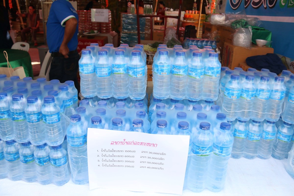 ນໍ້າດື່ມໂອວີ້ ໃສສະອາດໃຫ້ຄຸນຄ່າກັບຊີວິດ image 1 ນາດມໂອວ ໃສສະອາດໃຫຄນຄາກບຊວດ - image 1