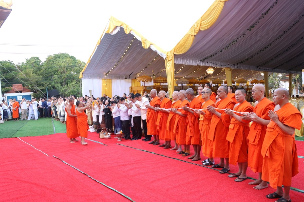 ການນຳພກ-ລດ ຮວມຫດສງເຖຣາພເສກ ປະທານສນກາງ ອພສ ອງທ 7 - image 2