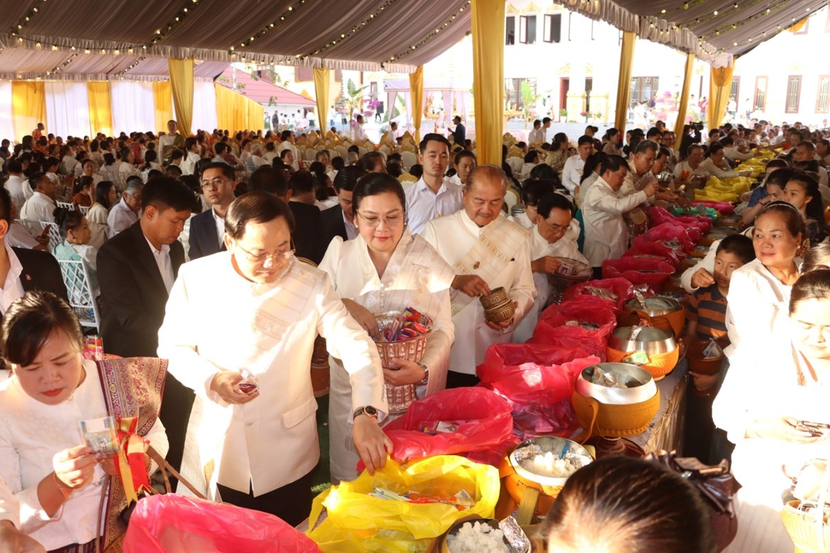 ການນຳພກ-ລດ ຮວມຫດສງເຖຣາພເສກ ປະທານສນກາງ ອພສ ອງທ 7 - image 1