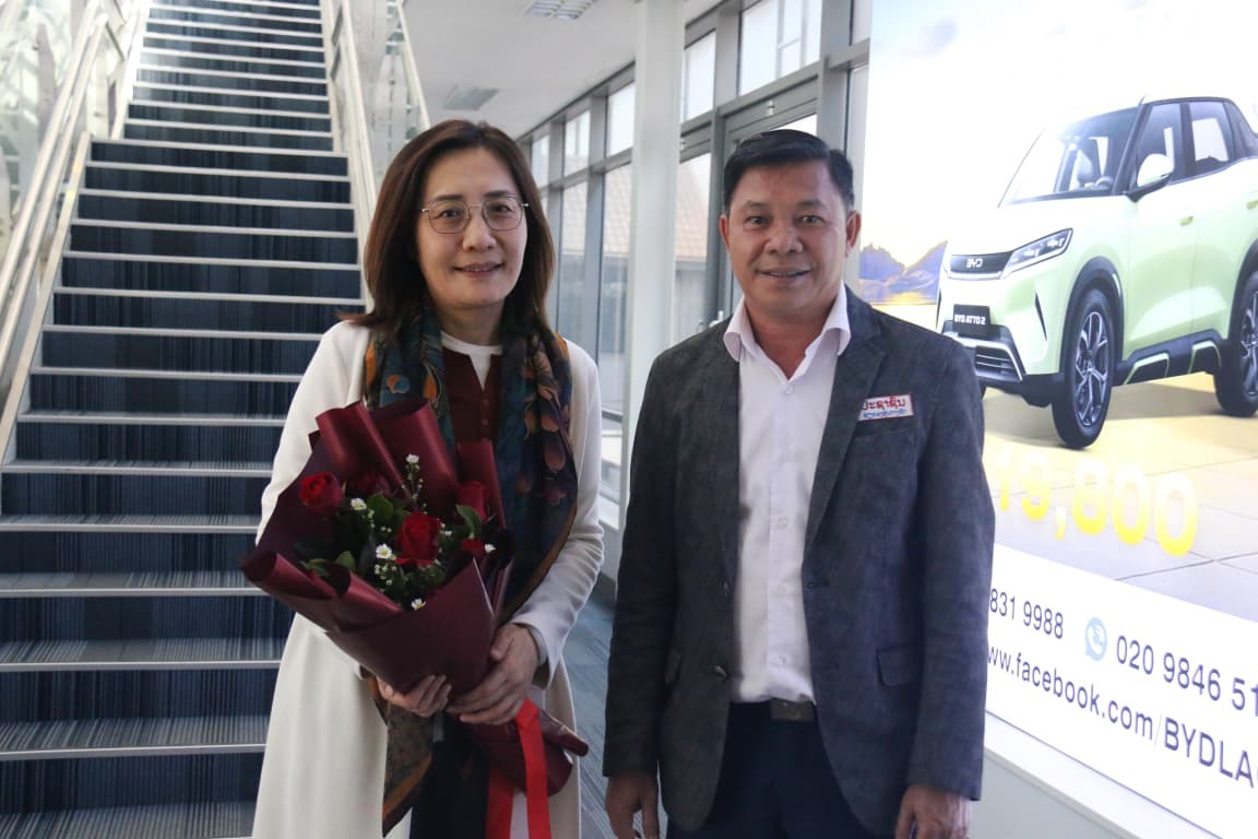 ຄະນະຜແທນ ສປ ຈນ ເດນທາງມາເຂາຮວມກດຈະກຳວດທະນະທາບນກດຈນ ກາວສລາວ ໃນຫວຂ: ກາວໄປຂາງໜາປ 2026 ຢ ສປປ ລາວ - image 1