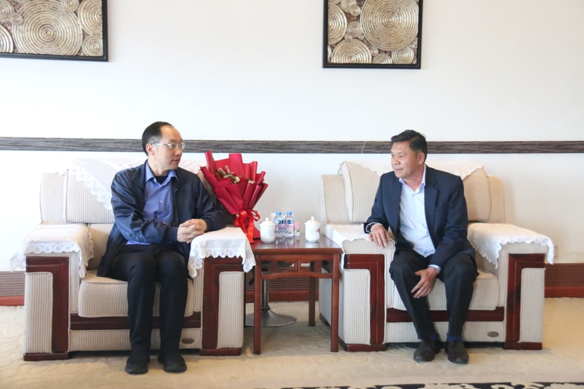 ຄະນະຜແທນ ສປ ຈນ ເດນທາງມາເຂາຮວມກດຈະກຳວດທະນະທາບນກດຈນກາວສລາວປ 2026 ຢ ສປປ ລາວ - image 3