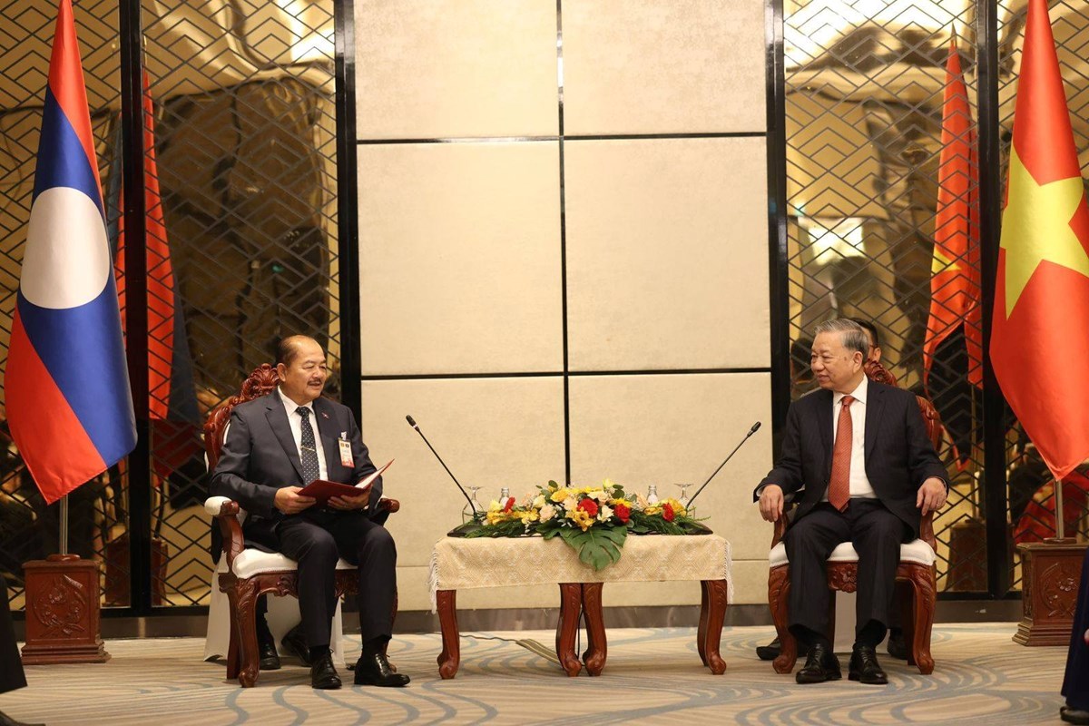 ປະທານ ສນຊ ຢຽມຄຳນບເລຂາທການໃຫຍພກກອມມນດຫວຽດນາມ - image 1