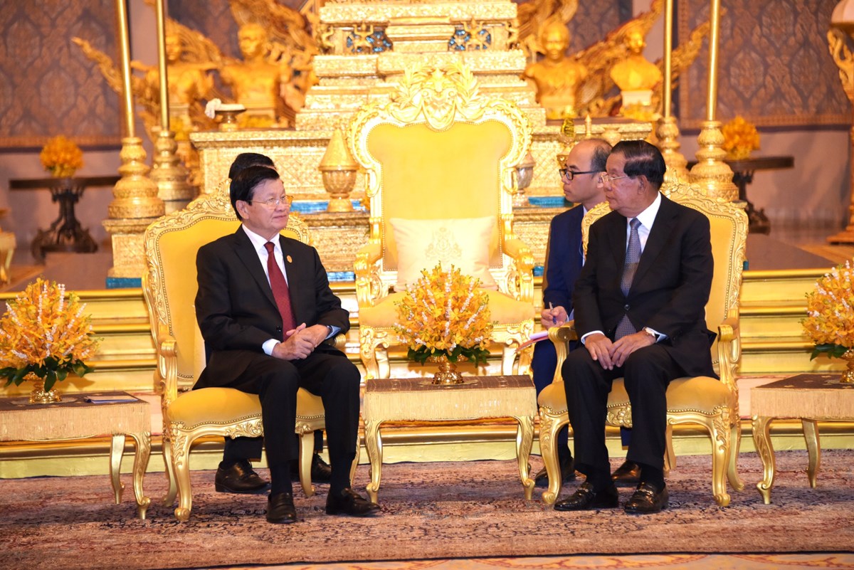 ປະທານປະເທດ ແຫງ ສປປ ລາວ ຢຽມຢາມລດຖະກດ ຣາຊະອານາຈກ ກາປເຈຍ - image 2