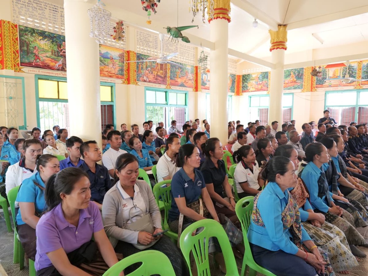 ຜສະໝກເລອກຕງ ສສຊ ເຂດເລອກຕງທ 15 ພບປະຜມສດເລອກຕງ ທບານສະໝນ - image 1