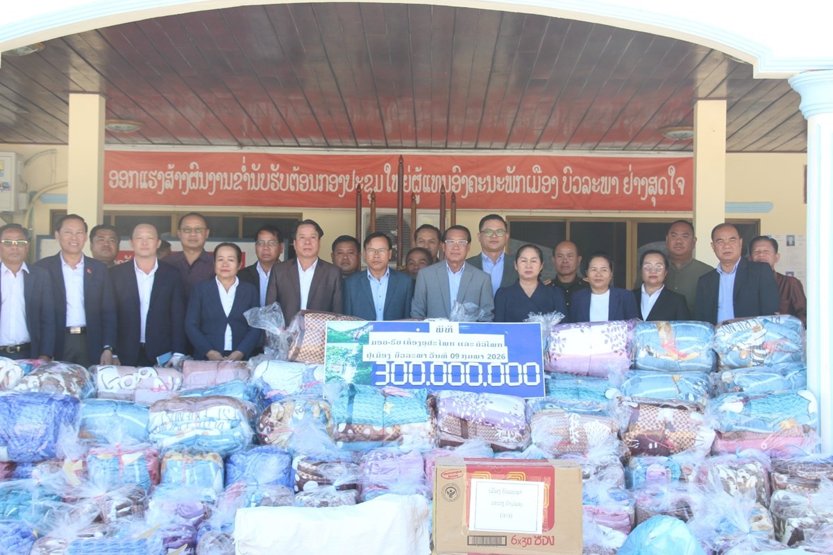 ປະທານຄະນະກວດກາສນກາງພກ ເນນເມອງບວລະພາ ແລະ ໄຊບວທອງ ເອາໃຈໃສແກໄຂຄວາມທກຍາກຂອງພແມປະຊາຊນ - image 2