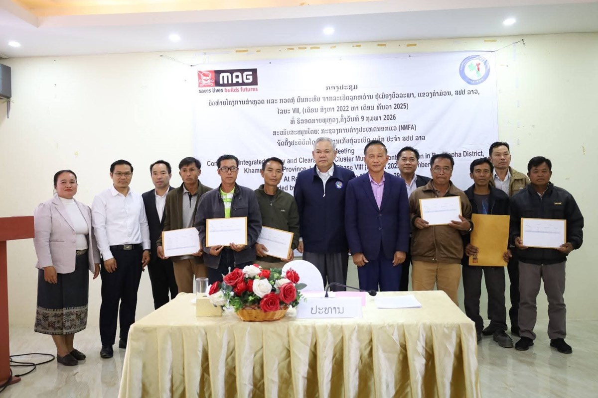 ອງການເກບກລະເບດແມກ ສະຫບທາຍໂຄງການສາຫວດ ແລະ ກວດກຜນກະທບຈາກລະເບດລກຫວານ ຢເມອງບວລະພາ - image 2