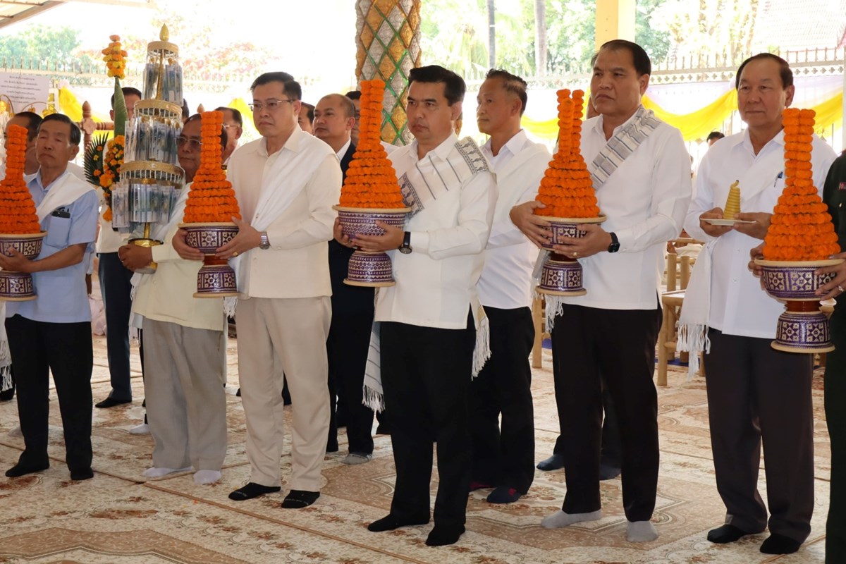 ຄາມວນເຄອນຍາຍສະຣຣະສງຂານຍາທານໃຫຍ ມະຫາ ໜໄຕ ແກວມະນໄຊຂນສສາລາໂຮງທມ ວດຈອມທອງ - image 3