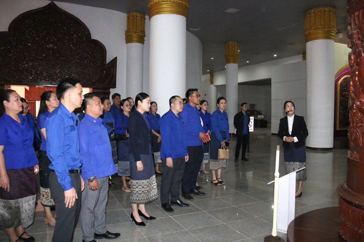 ຊາວໜມ ຄອສພ ທດສະນະສກສາຢຫພພທະພນ ໄກສອນ ພມວຫານ - image 2