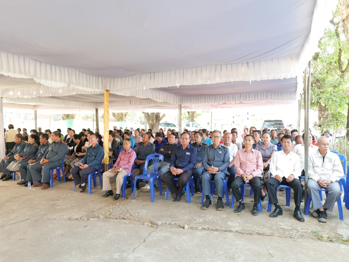 ຜສະໝກຮບເລອກຕງ ສສຊ ເຂດເລອກຕງທ 15 ແຂວງຈຳປາສກ, ພອມຄະນະ ເຄອນໄຫວພບປະຜມສດເລອກຕງຢນະຄອນປາກເຊ - image 2