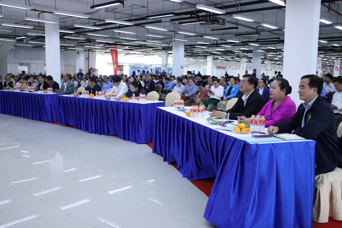 ເມອງຈນທະບລ ແຂງຂນສລະປະນກຮຽນສາມນສກສາຂນເມອງ - image 1