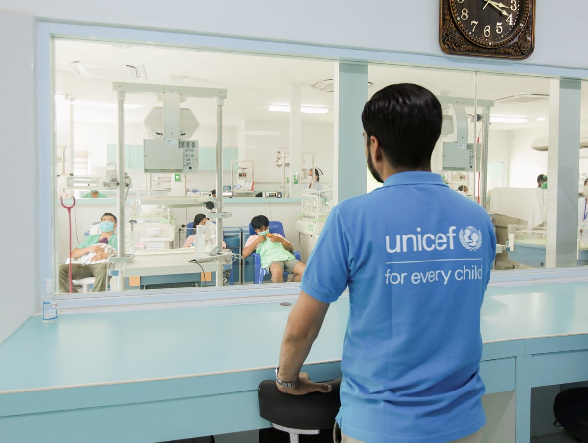 ຄວາມຄບໜາຂອງວຽກງານບລການດານສຂະພາບຈະເລນພນແມ ເດກເກດໃໝ ເດກນອຍ ແລະ ໄວໜມ ໃນ ສປປ ລາວ - image 3