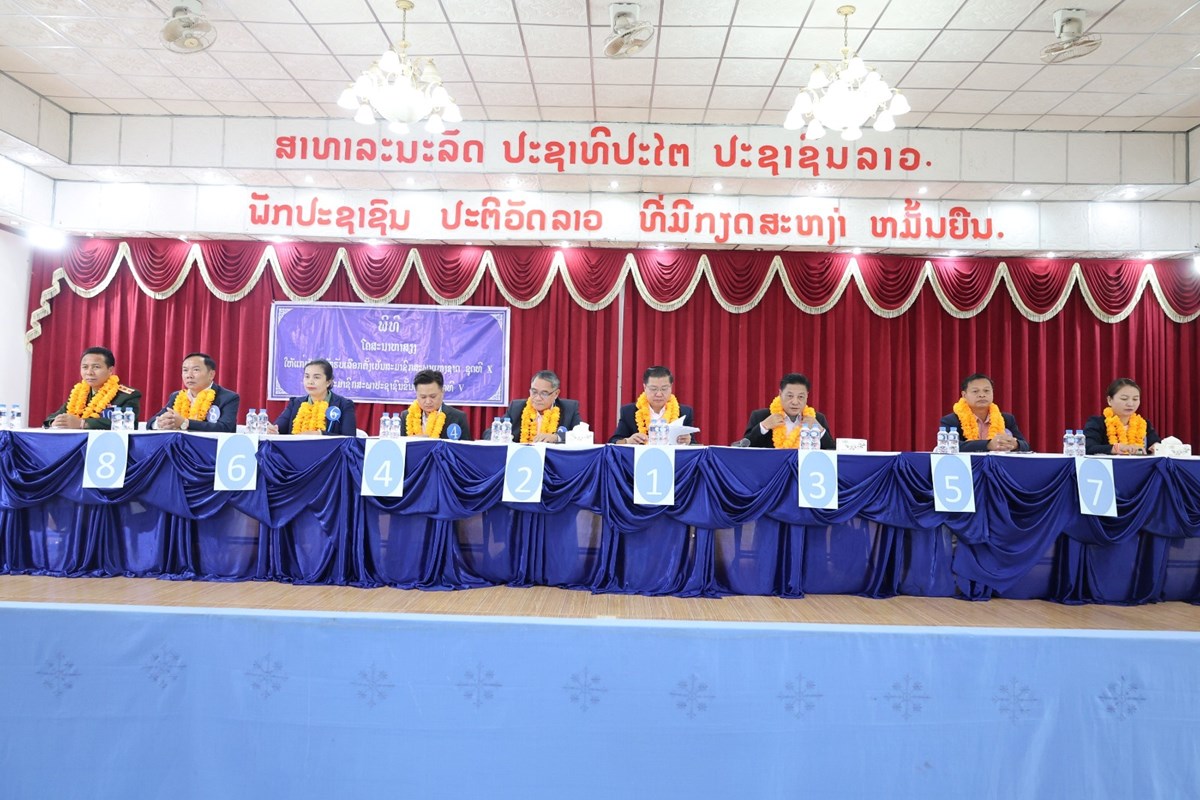 ຜມສດເລອກຕງ 5 ບານ ເມອງຜງສາລ ຕນຕວເຂາຮວມຮບຟງການໂຄສະນາຫາສຽງຢາງຄກຄນ - image 1