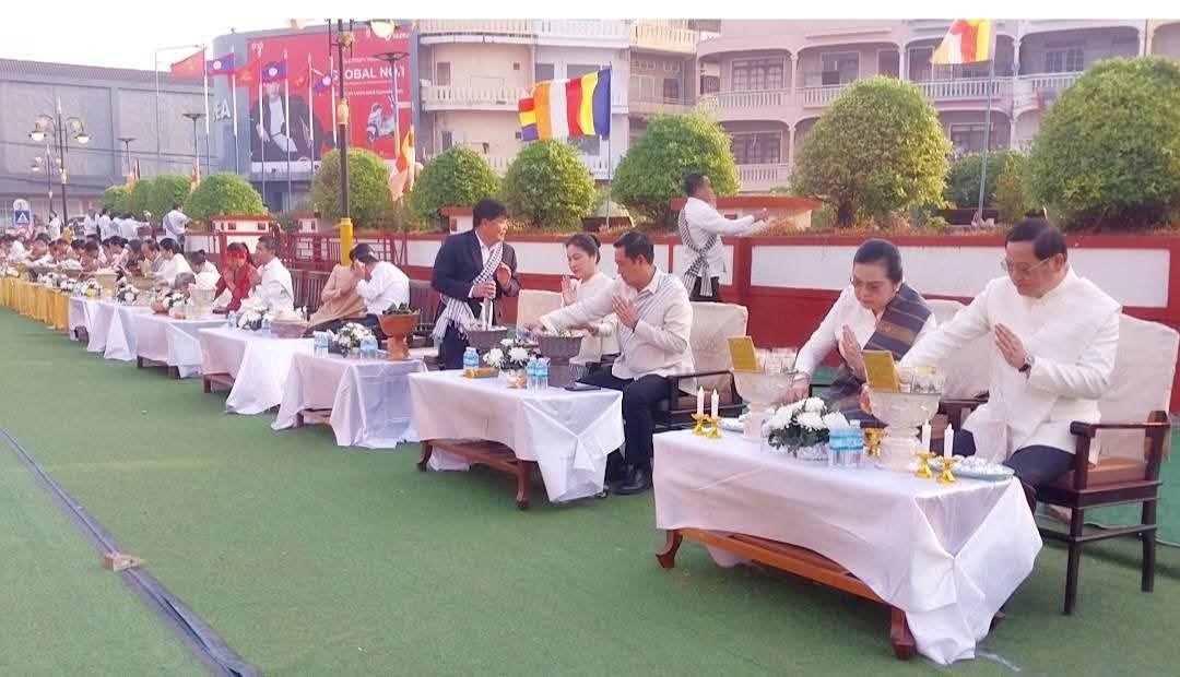 ພທຕກບາດໃນໂອກາດການເລອກຕງສສຊ ຊດທ X ແລະ ສສຂ ຊດທ V - image 1