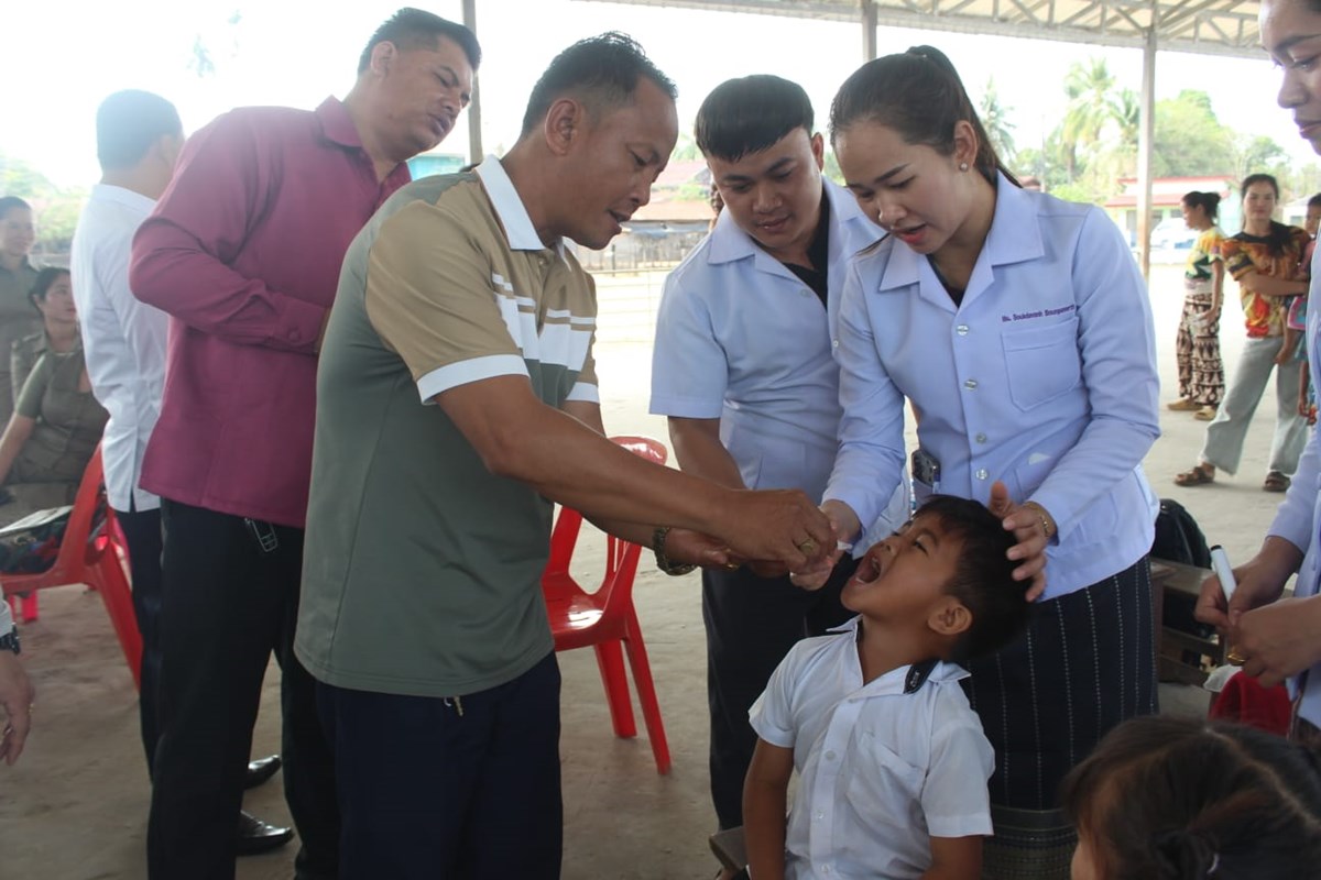 ເມອງໂຂງ ເປດຂະບວນການຢອດຢາວກຊນປອງກນພະຍາດໂປລໂອ ໃຫເດກອາຍຕຳກວາ 5 ປ - image 1