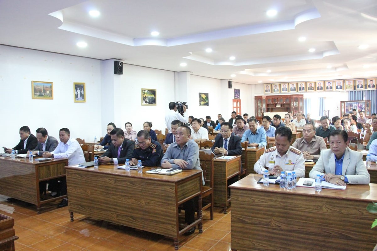 ແຕງຕງ ທານ ເສານາວາ ດວງມາລາ ແລະ ທານ ມະນວອນ ຊຽງທາ ເປນຮອງຫວໜາພະແນກການເງນ ແຂວງຄຳມວນ - image 2