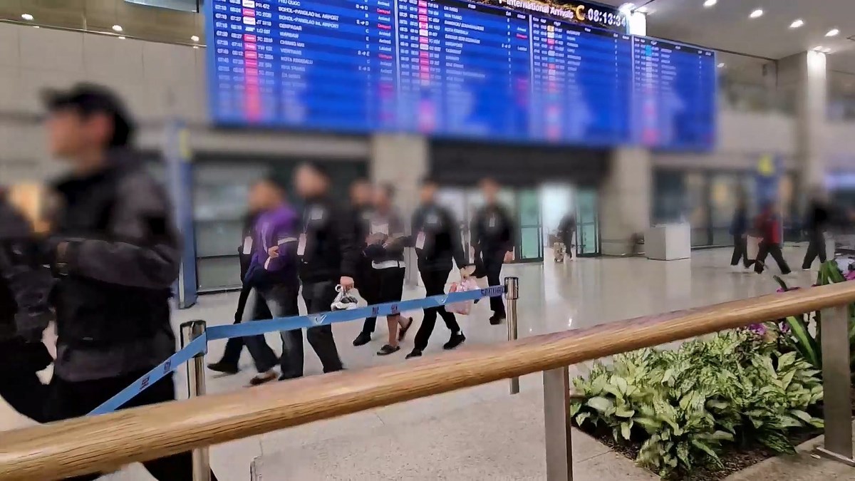 ລາວ-ສ.ເກາຫ ຮວມກນຈບແກງສໂກງທາງອອນລາຍ 14 ຄນ - image 2