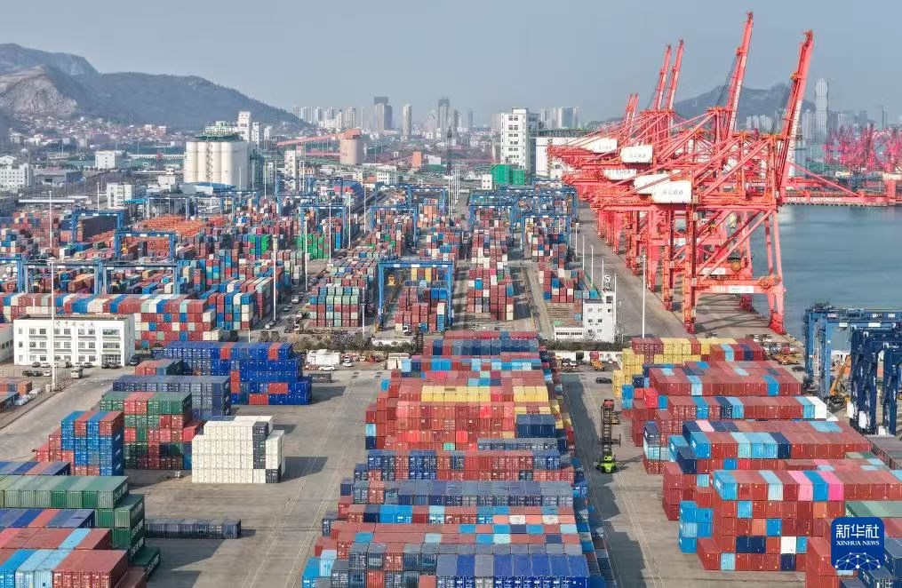 ​ຍອນ​ຫຍງ​ການ​ຮວມ​ກນ​ສາງ “ໜງ​ແລວ​ໜງ​ເສນ​ທາງ​ດວຍ​ຄນ​ນະ​ພາບ​ສງ" ​ຈງຖກ​ລະ​ບ​ໄວ​ໃນບດ​ລາຍ​ງານ​ວຽກ​ງານ​ຂອງ​ລດ​ຖະ​ບານ​ຈນ - image 2