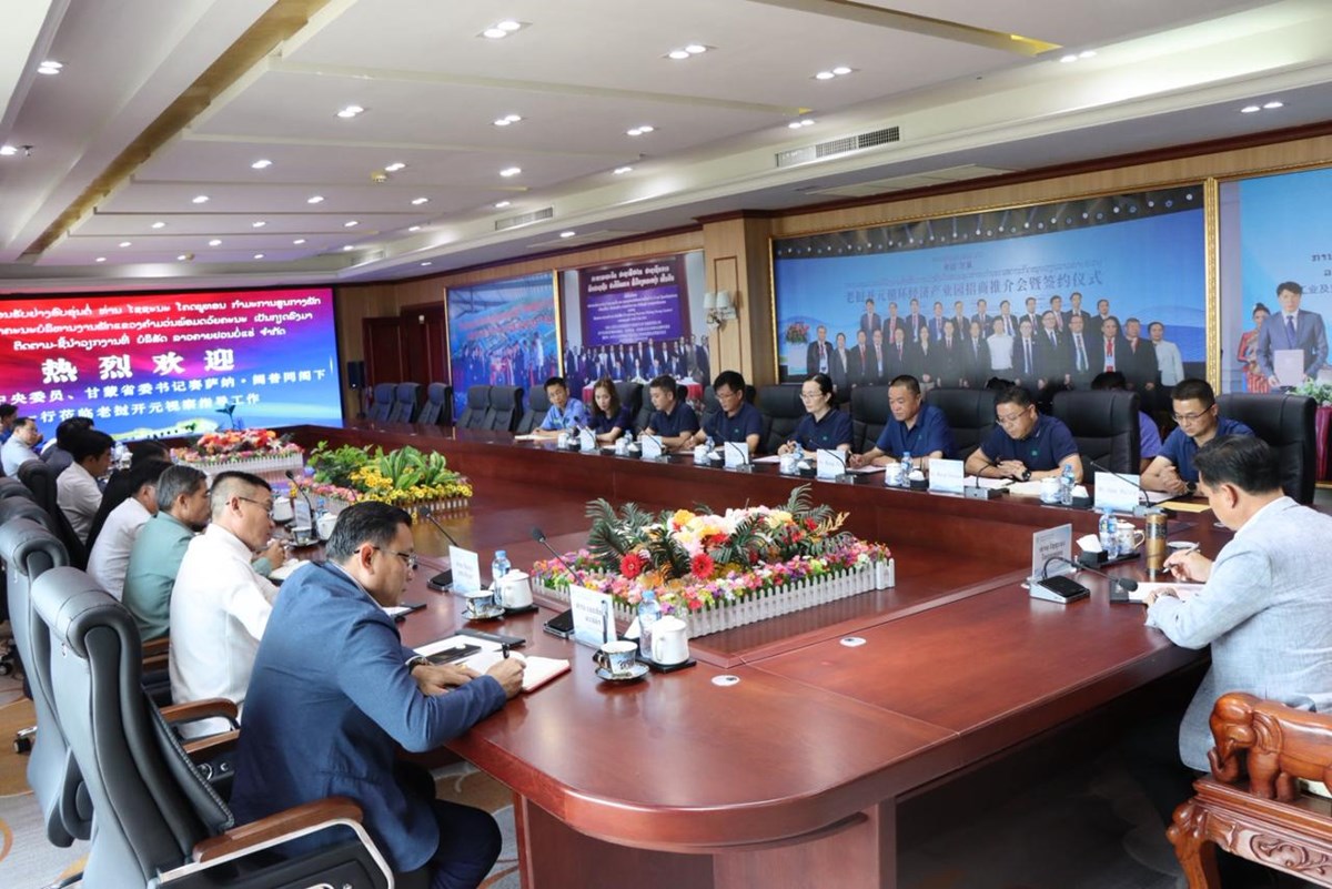 ເລຂາພກແຂວງຄາມວນ ຢຽມຢາມ ແລະ ຊກຍວຽກງານ ຢບລສດ ລາວຄາຍຢວນ ບແຮ ຈາກດ - image 2