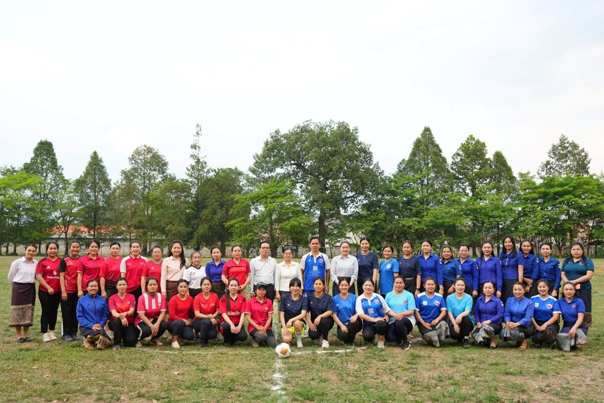 ຊາວໜມ 3 ພາກສວນແລກປຽນວຽກງານວຊາການ - image 3