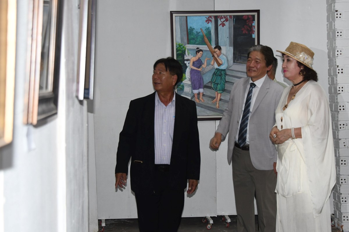 ເປດງານວາງສະແດງສລະປະສາງສນ - image 2