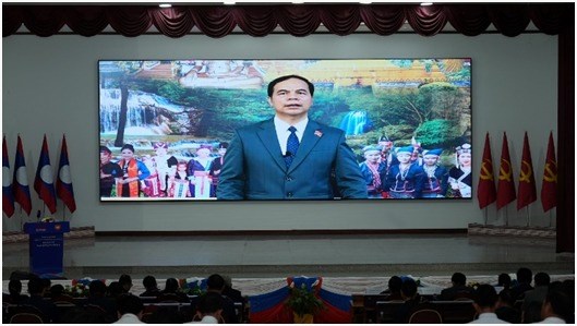 ກອງປະຊມເສວະນາ "ຈນໃນລະດບານໃໝ ຮວມກນເປດໜາໃໝແຫງການສາງຄຮວມຊາຕາກາລາວ - ຈນ " ຈດຂນທນະຄອນຫວງວຽງຈນດວຍຜນສຳເລດ - image 5