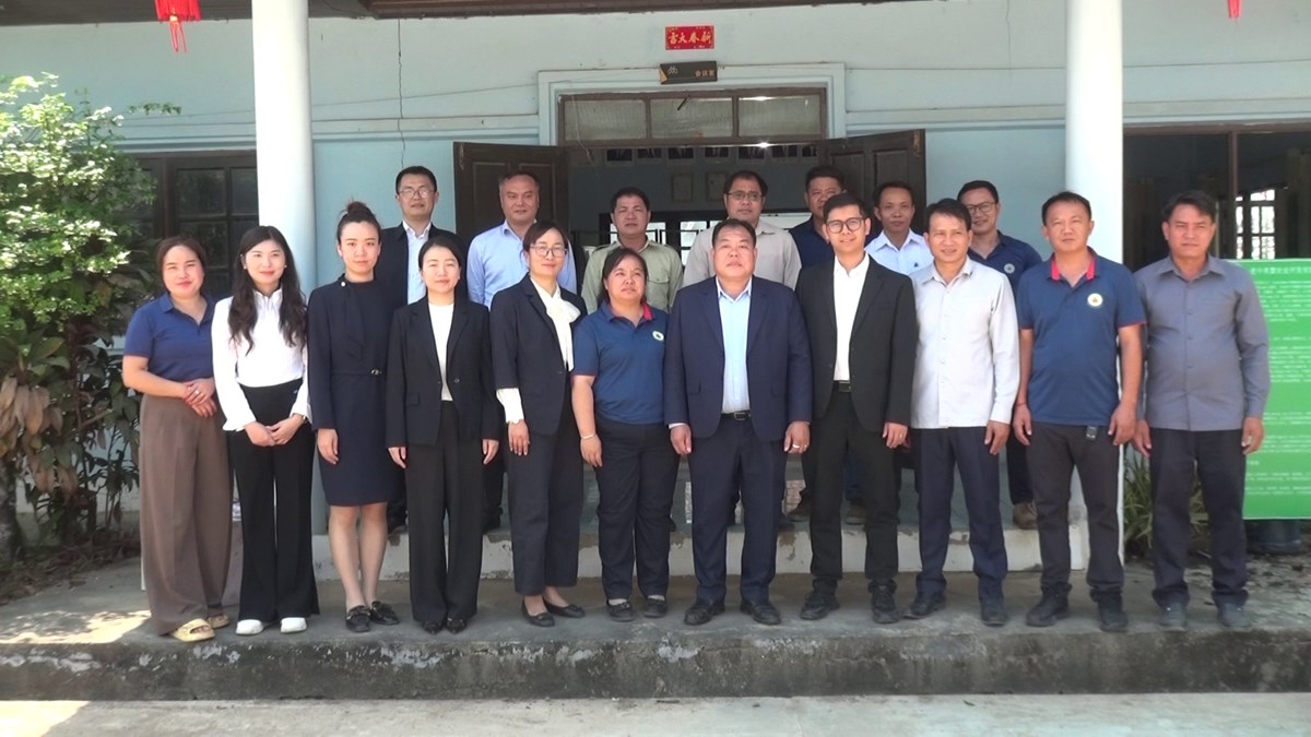 ຄະນະຜແທນເມອງລາ ແລກປຽນບດຮຽນດານວຊາການຢເມອງ​ພຽງ - image 1