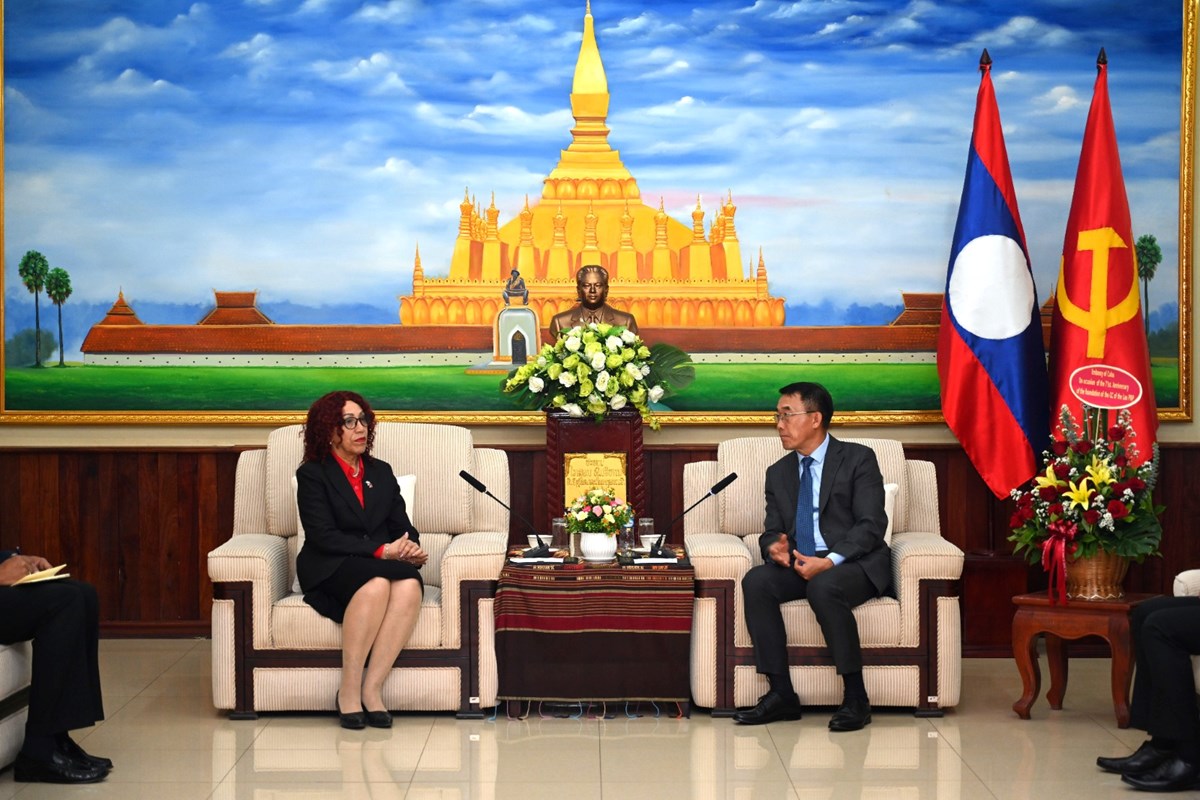 ສະຫາຍ ຫົວໜ້າ ຄຕພ ຕ້ອນຮັບ ທູດ ສ ກູບາ ເຂົ້າມາອວຍພອນວັນສ້າງຕັ້ງພັກ ປປ ລາວ ຄົບຮອບ 71 ປີ image 1 ສະຫາຍ ຫວໜາ ຄຕພ ຕອນຮບ ທດ ສ ກບາ ເຂາມາອວຍພອນວນສາງຕງພກ ປປ ລາວ ຄບຮອບ 71 ປ - image 1