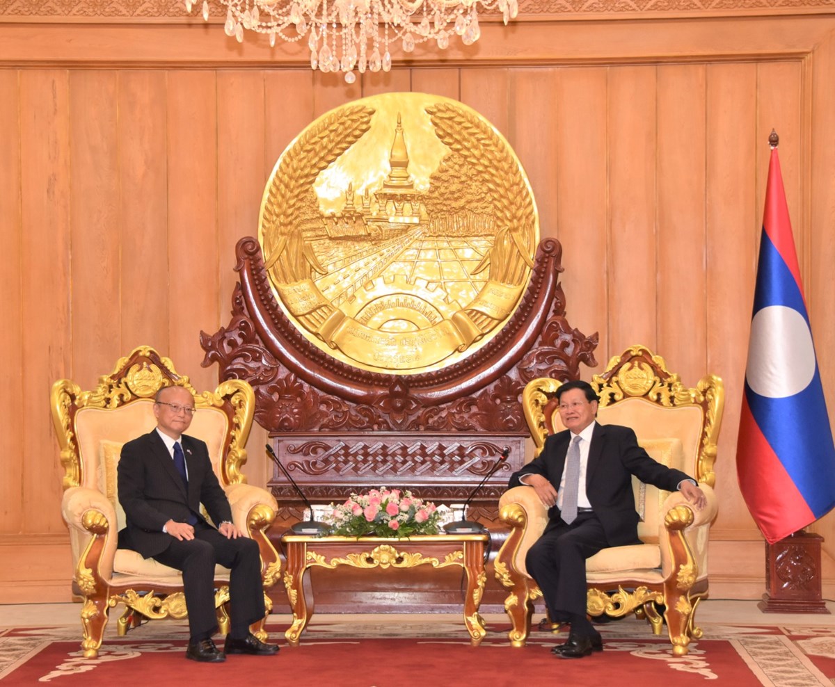 ປະທານປະເທດ ຕອນຮບ ປະທານທະນາຄານ ພດທະນາອາຊ ເຂາຢຽມຂານບ - image 1