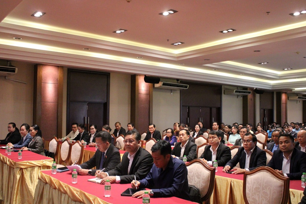 ປະກາດການຍກຍາຍພະນກງານການນຳຂນສງ ໄປຮບໜາທໃໝ - image 1